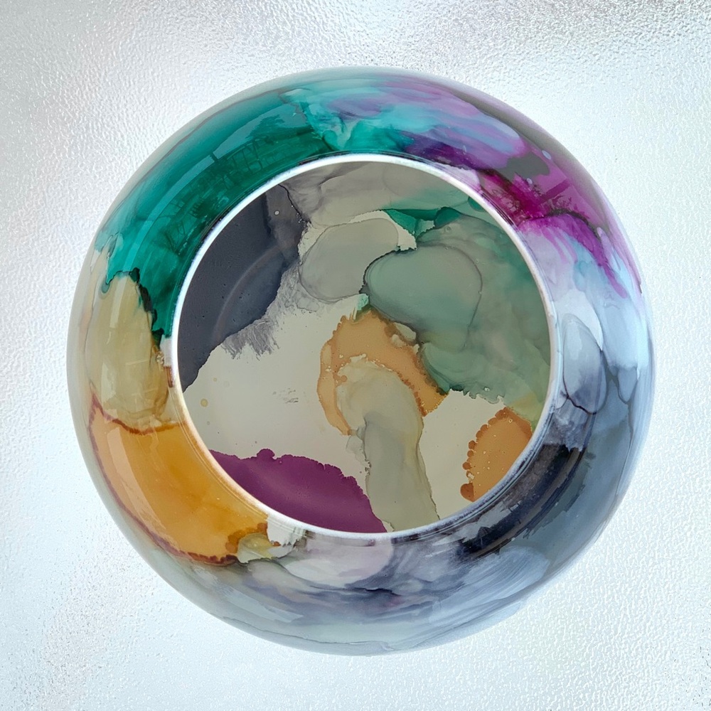 Artistic Watercolor Round Fish Bowl-Shaped Glass Vase, Vintage - Picture 5 of 6
